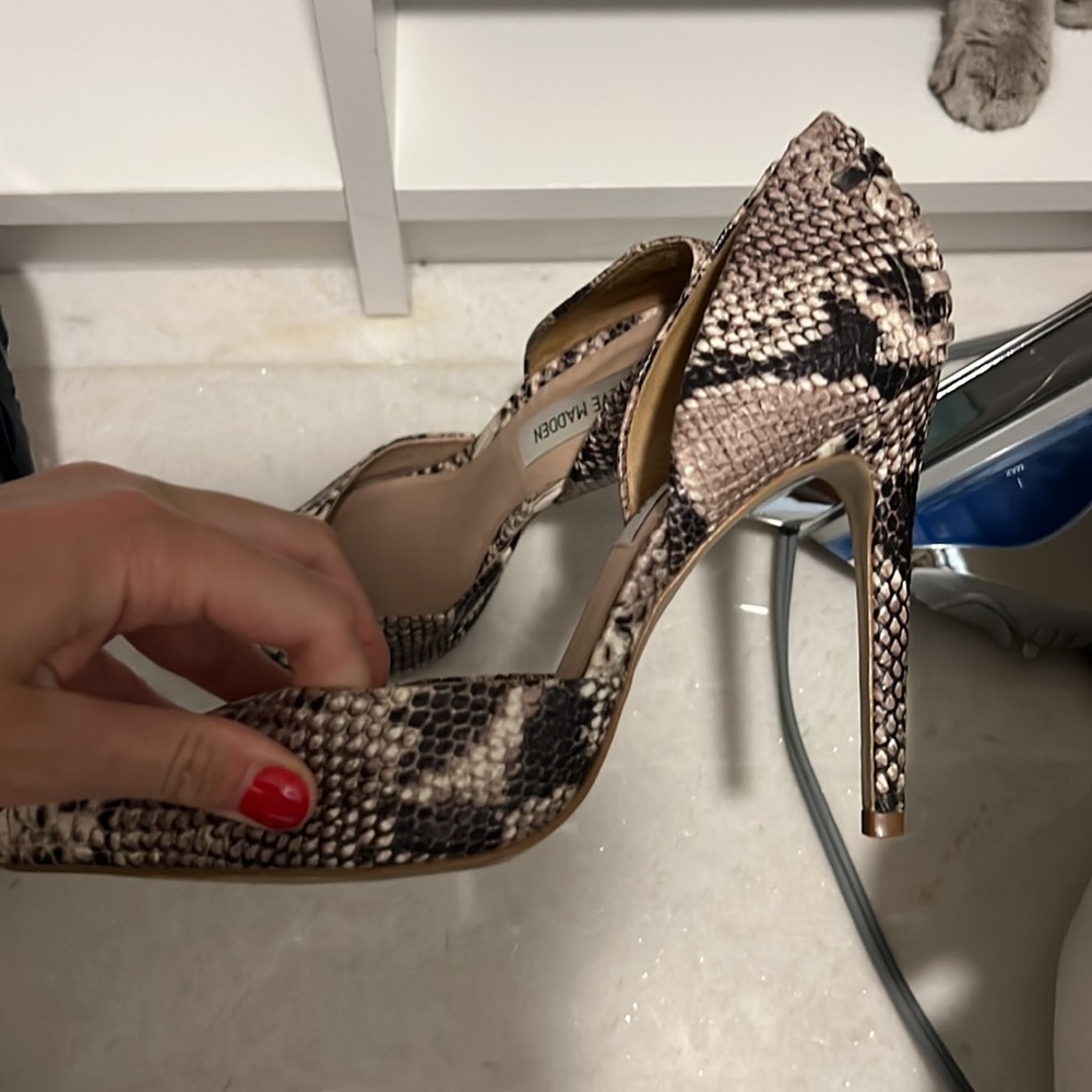 Steve Madden Piton color heels